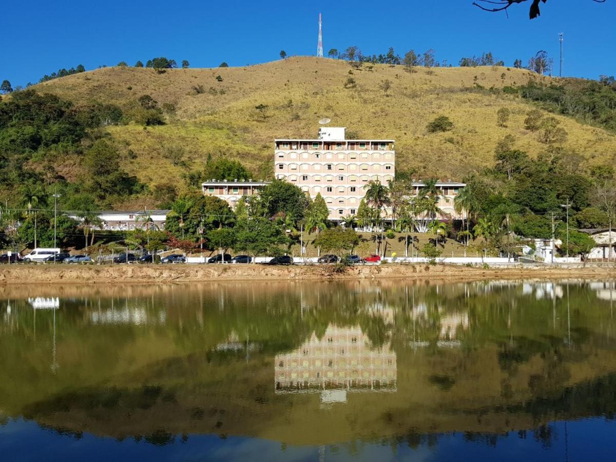 Belo Flat Cavalinho Branco - Aguas De Lindoia Apartment Exterior foto